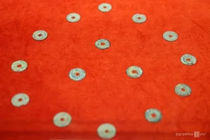 Rare Imperial Hue Artifacts Exhibited in Ho Chi Minh City - image 6