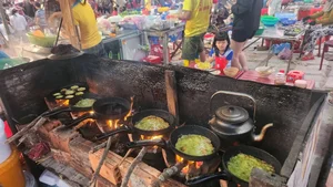 Vibrant Sunrise at Tam Tien Fish Market: A Coastal Gem in Quang Nam - image 4