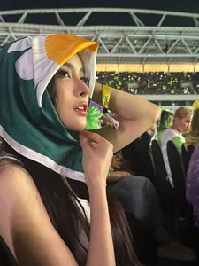 Inside the Romantic Life of Football Star Vu Van Thanh and His Devoted Girlfriend - image 1