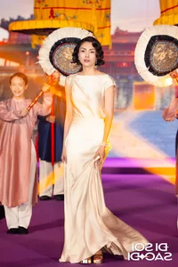 Before Tang Thanh Ha: Uncovering the Most Iconic Nam Phuong Queen in Vietnamese Music - image 3