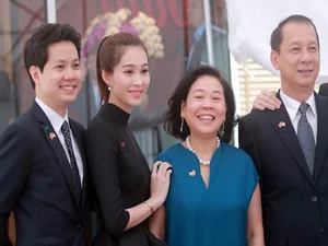 Wealthy and Powerful Mothers-in-Law of Vietnamese Beauty Queens - image 3