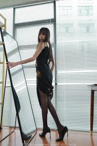 IESS Tuan Tuan Black High Heels Elegant Fashion Photography - image 29