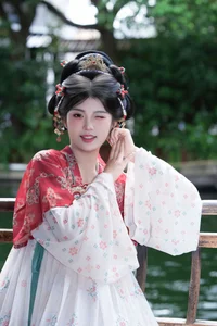 YiTuYu Art Language Vol.9946: The Natural Charm of Xiao Qiang Wei - image 1