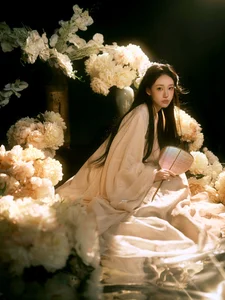 YiTuYu Art Language Vol 9683: Elegant Portrait Collection by Tanya - image 5