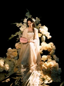 YiTuYu Art Language Vol 9683: Elegant Portrait Collection by Tanya - image 18
