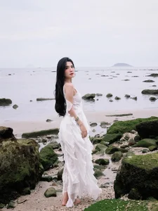 Lylychuu Enchants as a Seaside Muse in Stunning Beach Photoshoot - image 9