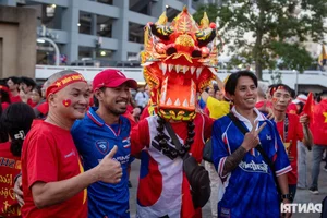Vietnamese Football Fans Paint Thailand Stadium Red to Cheer National Team in Championship Final - image 21