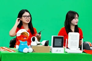 Behind the Screen: A Livestreamer Reveals the Reality of the Digital Fame - image 1