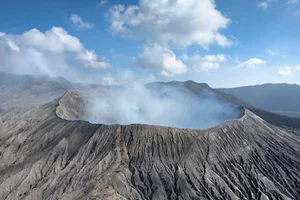 Is Siberia's Mysterious Patomskiy Crater the Remains of an Ancient UFO? - image 2