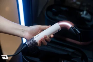 Dyson's $600 Hair Dryer with Revolutionary Industrial Design Sparks Global Interest - image 1