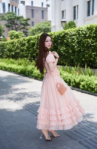 Huyen Lizzie Celebrates Her Birthday with a Stunning New Photoshoot - image 4