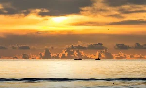 Soaking in the Silent, Breathtaking Sunset at Ba Dong Beach - image 0