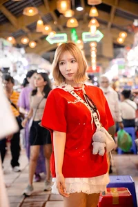 Japanese Star Yua Mikami Enchants Fans During Ho Chi Minh City Visit - image 2