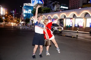 Japanese Star Yua Mikami Enchants Fans During Ho Chi Minh City Visit - image 3