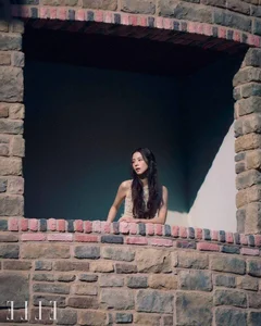 BLACKPINK Rosé Teases New Music While Jisoo Stuns with Angelic Visuals - image 11