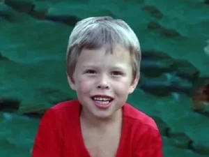 From Bullying Victim to Tech Visionary: The Inspiring Journey of Elon Musk - image 4