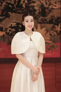 Miss Vietnam Do My Linh Elegant Fashion Transformation After 10kg Weight Loss - image 9