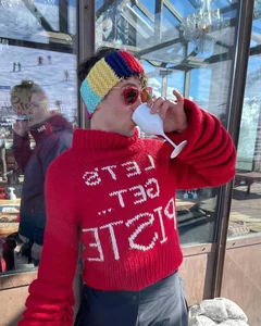 Olympic Athlete Finds Zen Through Knitting: A Unique Story of Focus - image 5