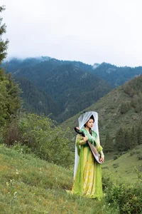 YiTuYu Art Language Vol.5213: Capturing the Elegant Aesthetic of Mu Yun - image 6
