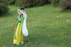 YiTuYu Art Language Vol.5213: Capturing the Elegant Aesthetic of Mu Yun - image 1