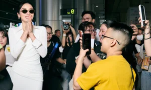 Ky Duyen Returns to Vietnam After a Historic Miss Universe Journey - image 4