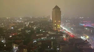 Why Did Hanoi’s Sky Turn Dark During the Day? Explaining the Phenomenon - image 0