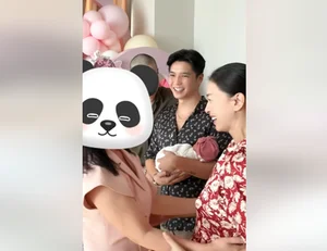 Action Star Ngo Thanh Van Celebrates Family Roots with Daughter's Official Introduction - image 3