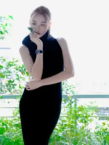 Runner-up Nguyen Tuong San: Natural Beauty and Captivating Minimalist Style - image 11
