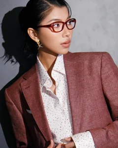 Exclusive 4K High-Resolution Portrait Wallpapers 2026 - image 12