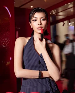 Exclusive 4K High-Resolution Portrait Wallpapers 2026 - image 5