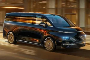 Geely Galaxy V900 MPV Hybrid: 1200km Range and Cutting-Edge Features - image 5