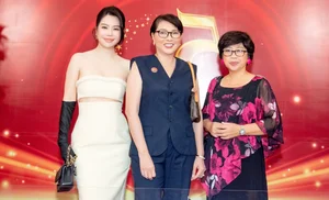 Quyen Linh's Daughters Steal the Spotlight at Star-Studded Entertainment Event - image 0