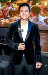 Quyen Linh's Daughters Steal the Spotlight at Star-Studded Entertainment Event - image 11