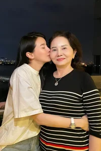 Vietnamese Celebrities Van Dung and Dan Truong Celebrate Milestones - image 7