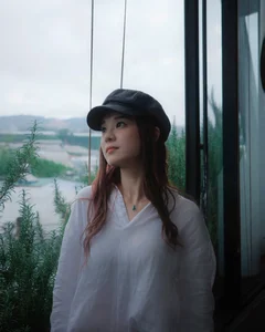 Vietnamese Star LyLy Wows Fans with Bold Stage Performance Design - image 4