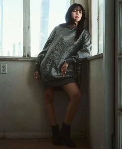 Lisa BlackPink Rocks Bold and Edgy Looks on Elle Magazine Cover - image 11