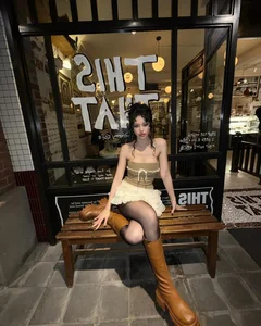 Rap Viet's Hottest Dancer Rocks Bold Underboob Fashion Trend - image 1