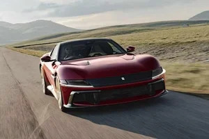 Ferrari 12Cilindri Manuale: The Ultimate Manual Supercar Worth Over $700k Launches - image 9