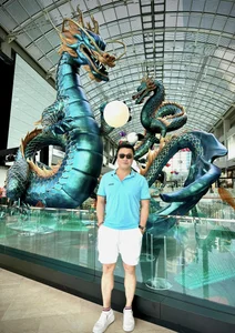 Vietnamese Celebrities Join the Fever at Taylor Swift’s The Eras Tour in Singapore - image 5