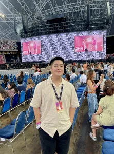 Vietnamese Celebrities Join the Fever at Taylor Swift’s The Eras Tour in Singapore - image 7