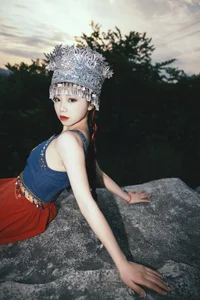 YiTuYu Art Language Vol.4685 Featuring Xiao Pi Gu Shuai Shuai: A Visual Masterpiece - image 12