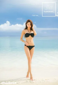 Stunning Park Soo Yeon Bikini Photo Gallery: Fashion and Beauty Inspiration - image 98