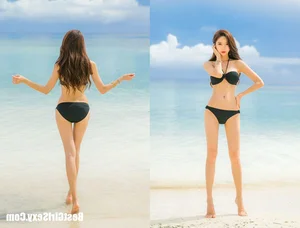 Stunning Park Soo Yeon Bikini Photo Gallery: Fashion and Beauty Inspiration - image 29