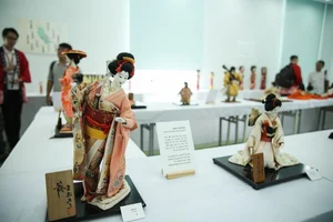 Discovering Traditional Culture Through the Exquisite Japanese Doll Exhibition - image 6