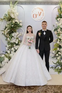 Actress Kim Oanh Weds Vu Tuan Viet in Magical Fairy-Tale Ceremony - image 1