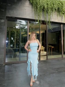 Mixed-Race Influencer Shares Honest Struggles with Weight Loss - image 3