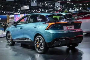 2026 MG4 EV: Can the New Update Revive Sales for the Electric Hatchback? - image 2