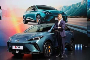 2026 MG4 EV: Can the New Update Revive Sales for the Electric Hatchback? - image 7