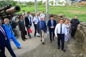 Historic Visit: French Defense Minister Tours the Dien Bien Phu Relic Site - image 10