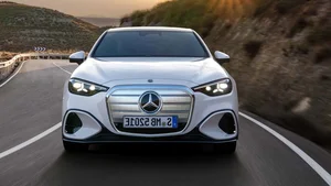 All-Electric Mercedes-Benz C-Class: S-Class Comfort in a Compact Sedan - image 16